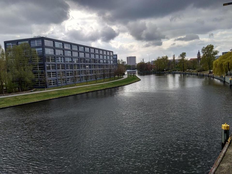 דירות ברלין 200Qm Loft For Friends And Family - On The Spree! מראה חיצוני תמונה